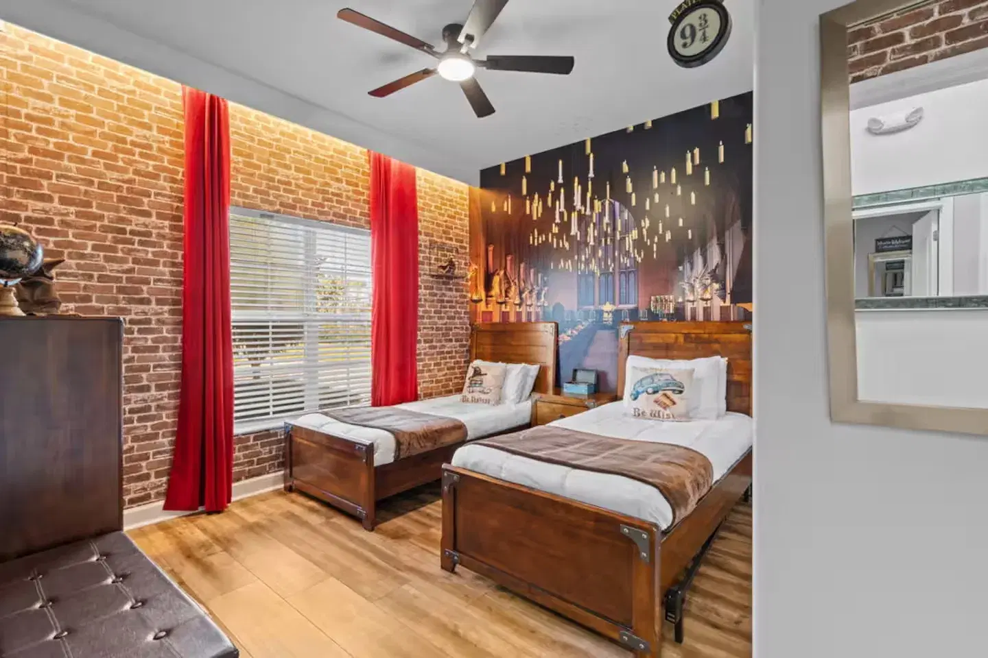 Paradise Palms — CVH-8934MP — 24