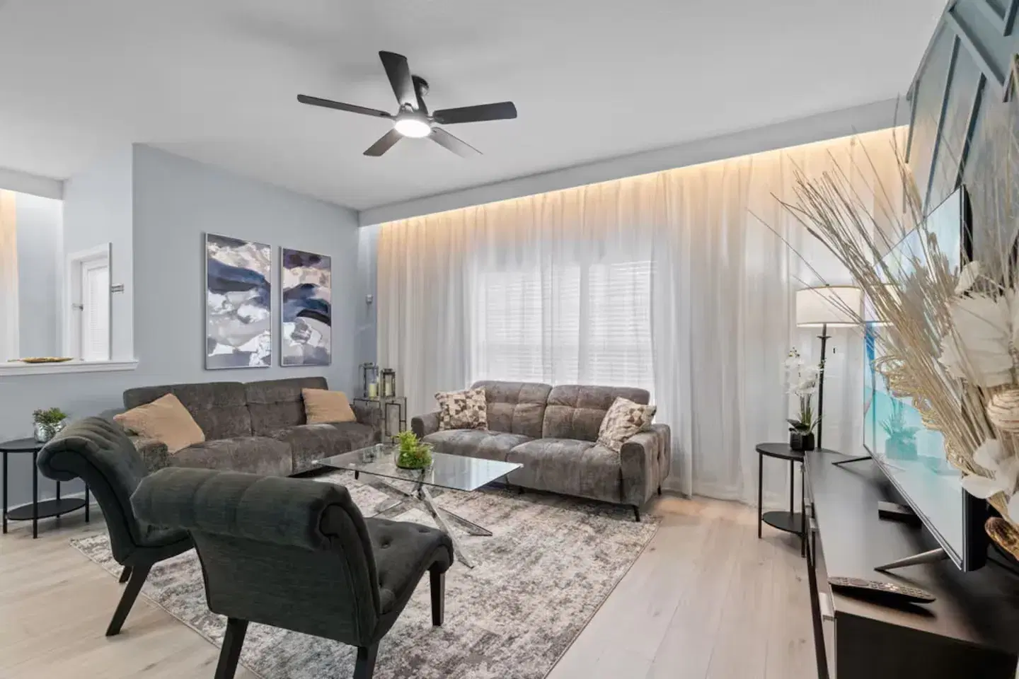 Paradise Palms — CVH-8934MP
