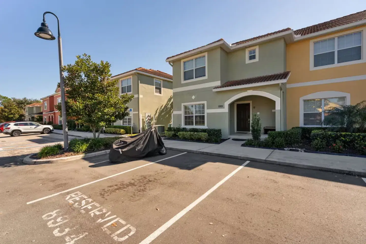 Paradise Palms — CVH-8934MP — 39