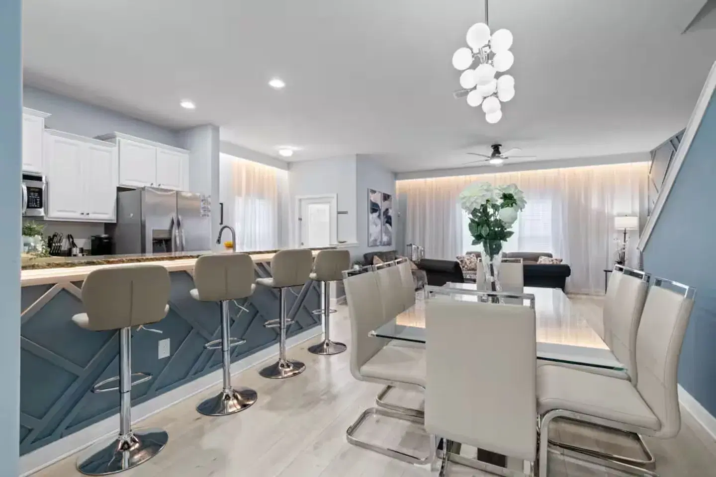 Paradise Palms — CVH-8934MP